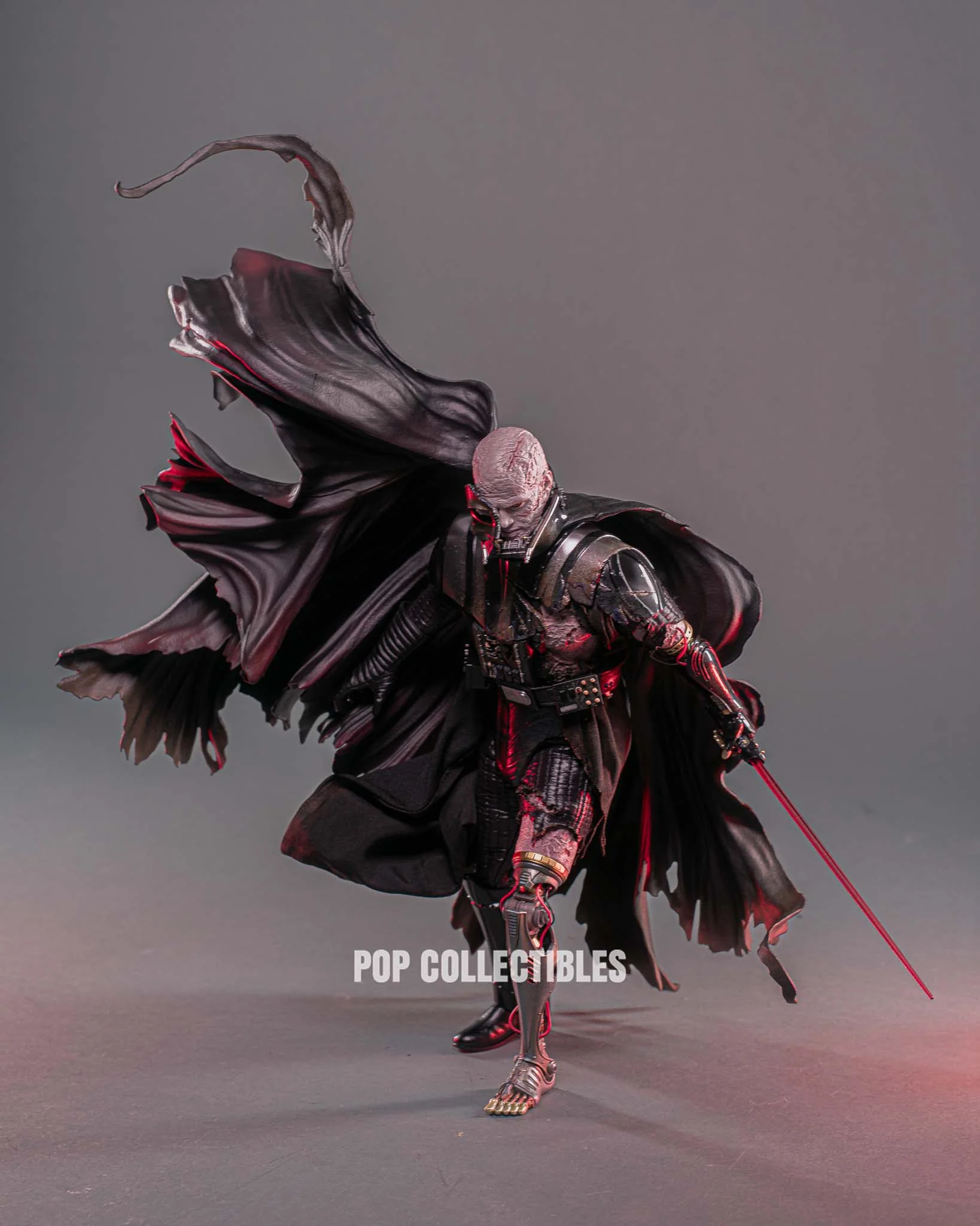 Hot Toys DX45B Star Wars Darth Vader Battle Damaged (Deluxe Version) (Special Edition) 1/6 Scale Collectibles Figure - Image 3