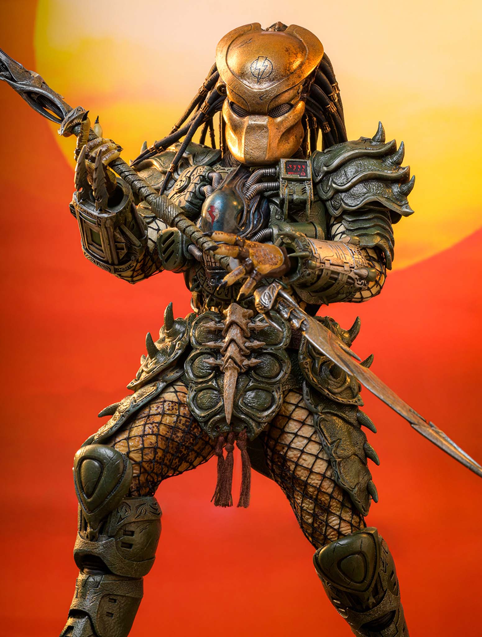 Preorder! Hot Toys CMS029B Predator 1/6th scale Broken Tusk Predator Collectible Figure (Special Edition) - Image 18