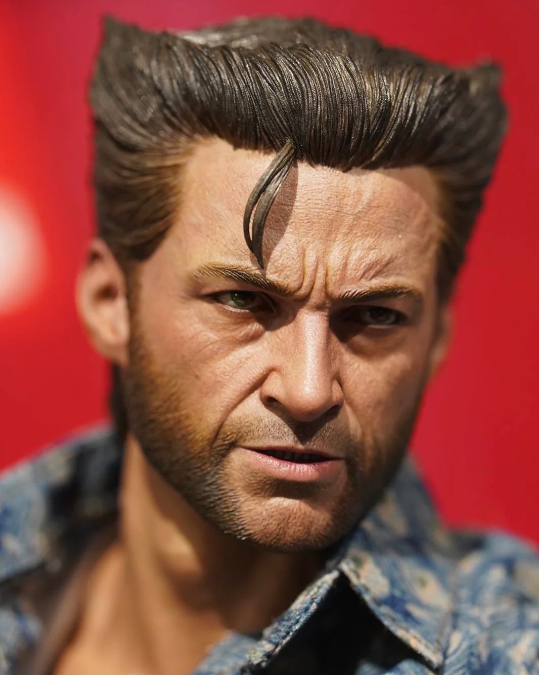 Hot Toys MMS660B X-Men: Days of Future Past 1/6th scale Wolverine (1973 Version) Collectible Figure (Deluxe Version Special Edition) - Image 5