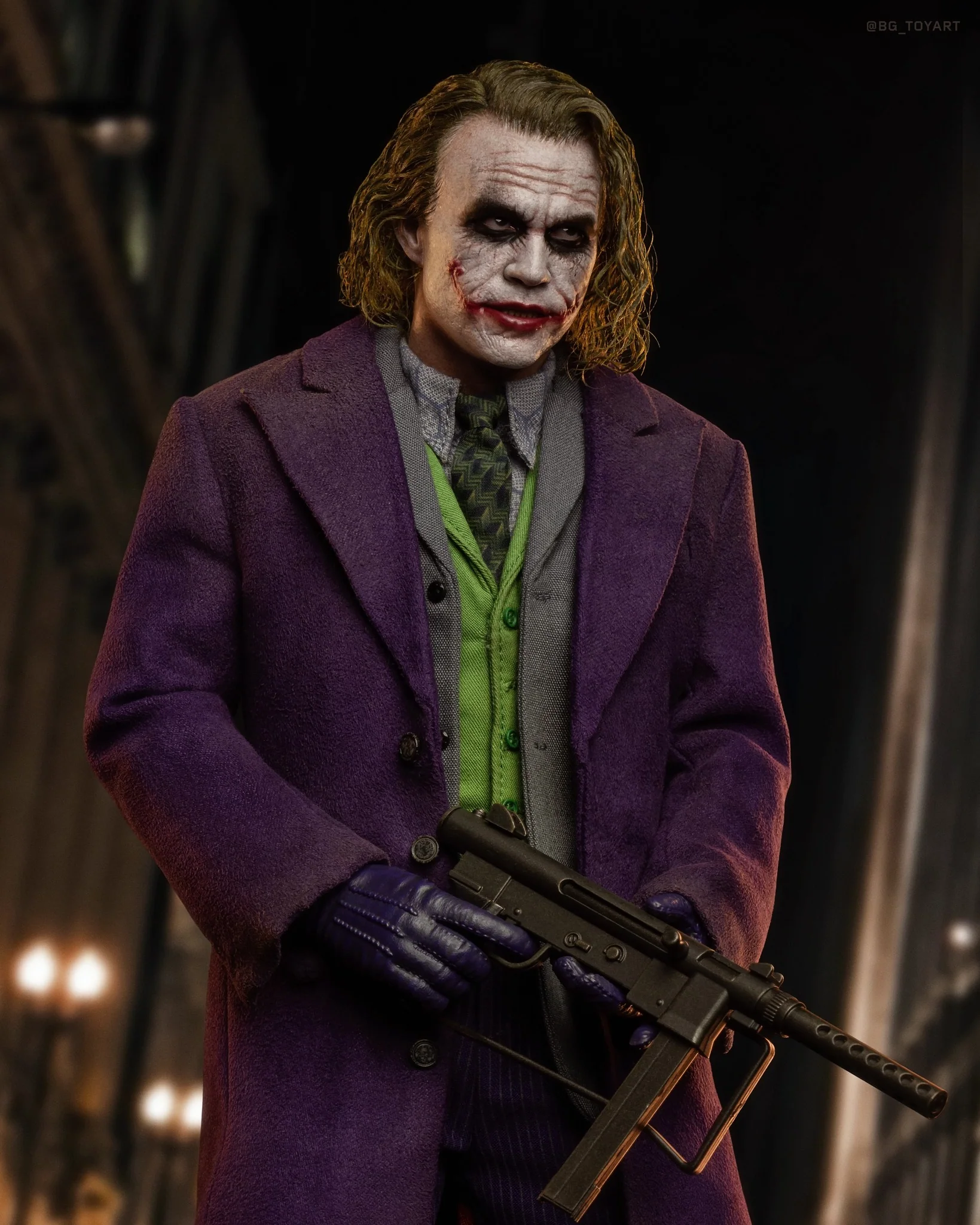 Hot Toys DX33AE The Dark Knight Trilogy 1/6th scale The Joker Collectible Figure Rooted Hair Artisan Edition - Image 3