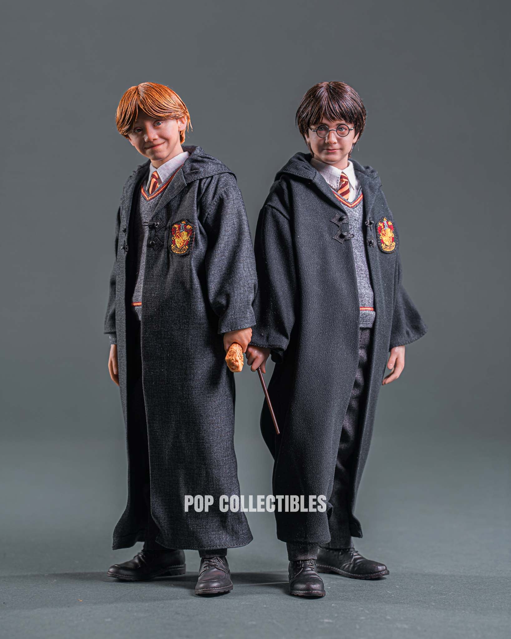 INART Harry Potter and the Philosopher's Stone - Ron Weasley 1/6 Collectible Figure Deluxe Version (Rooted Hair) - Image 5
